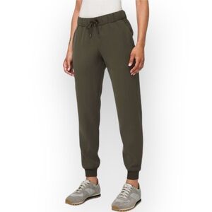 Lululemon On the Fly Jogger Sweatpants Dark Olive Size 8